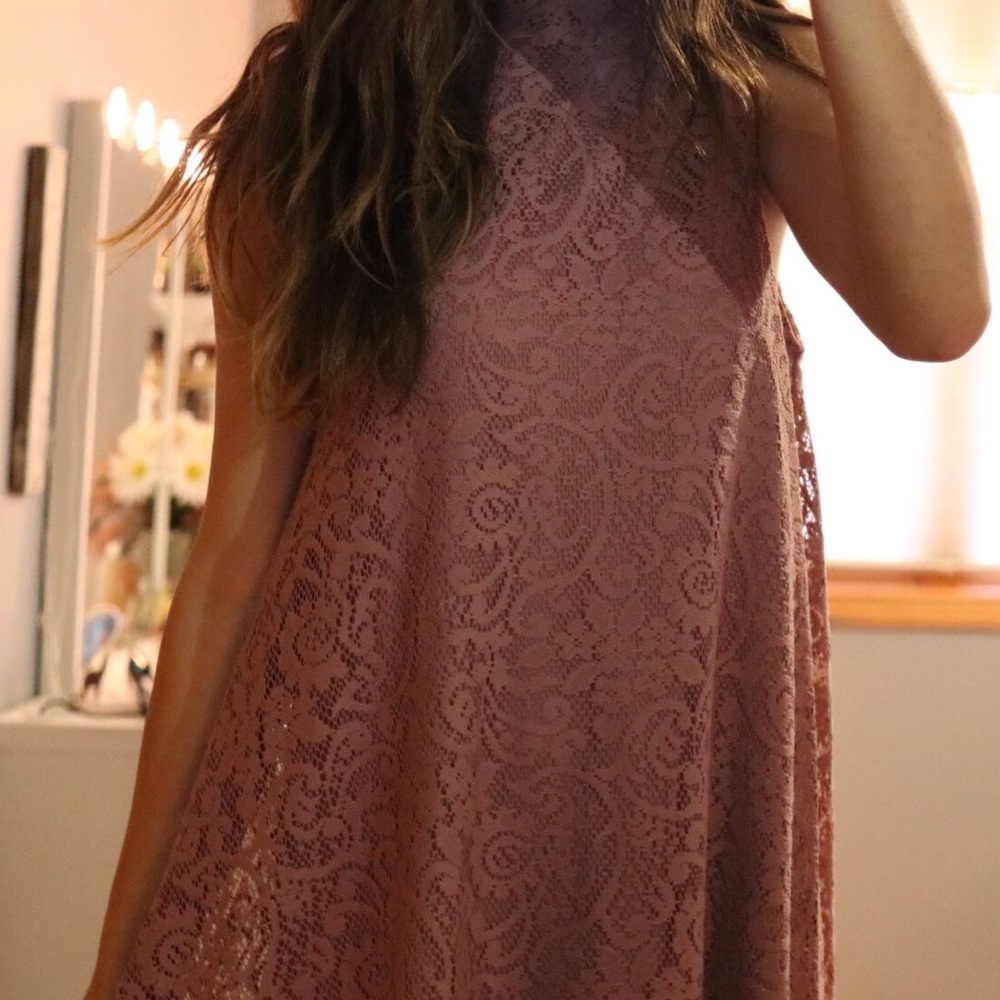 Lace pink dress